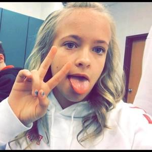 Meet your Posher, Maya